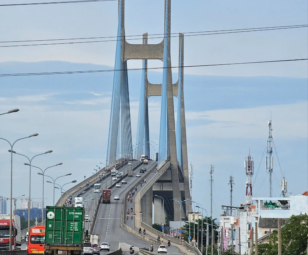 CII đầu tư vào Nhà máy nước Kênh Đông và tham gia dự án BOT cầu Phú Mỹ