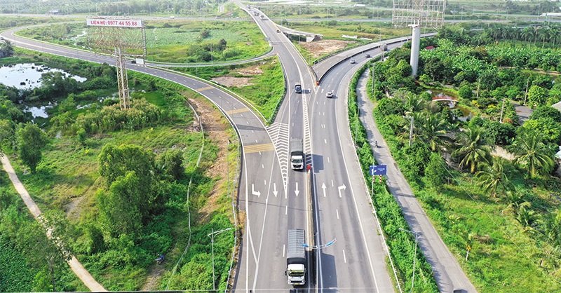 Tăng sở hữu Trung Lương – Mỹ Thuận & tái cấu trúc vốn